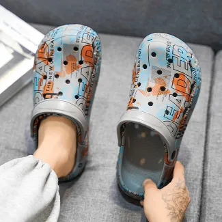 OCEAN WAVES RAINY SLIPPERS